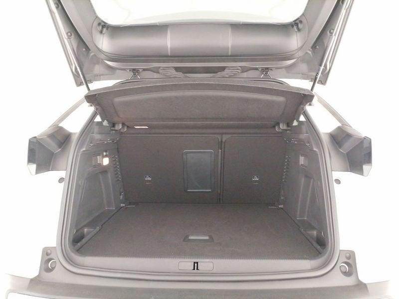 Peugeot 3008 1.5 bluehdi Active s&s 130cv