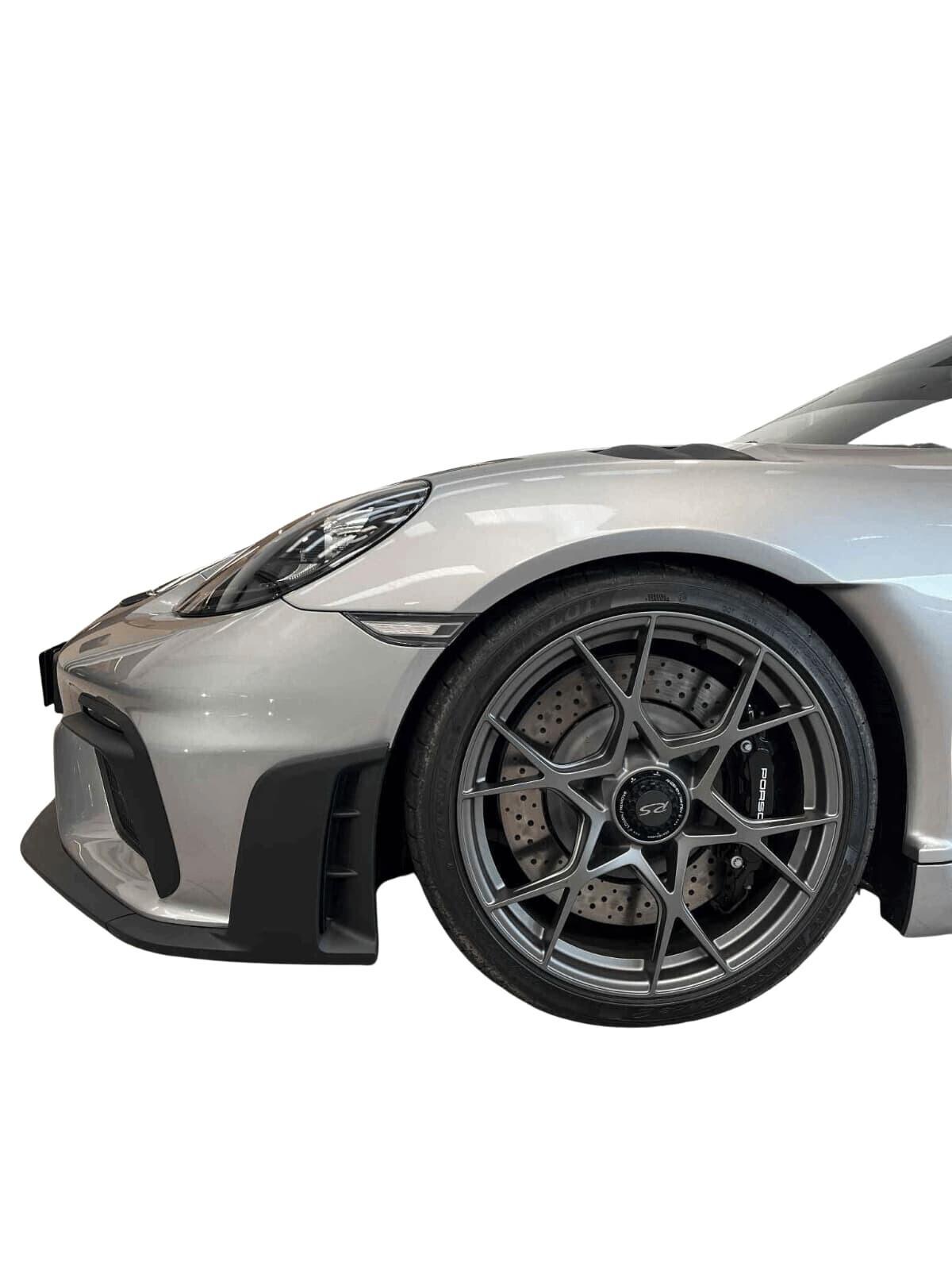 Porsche Cayman GT4 RS