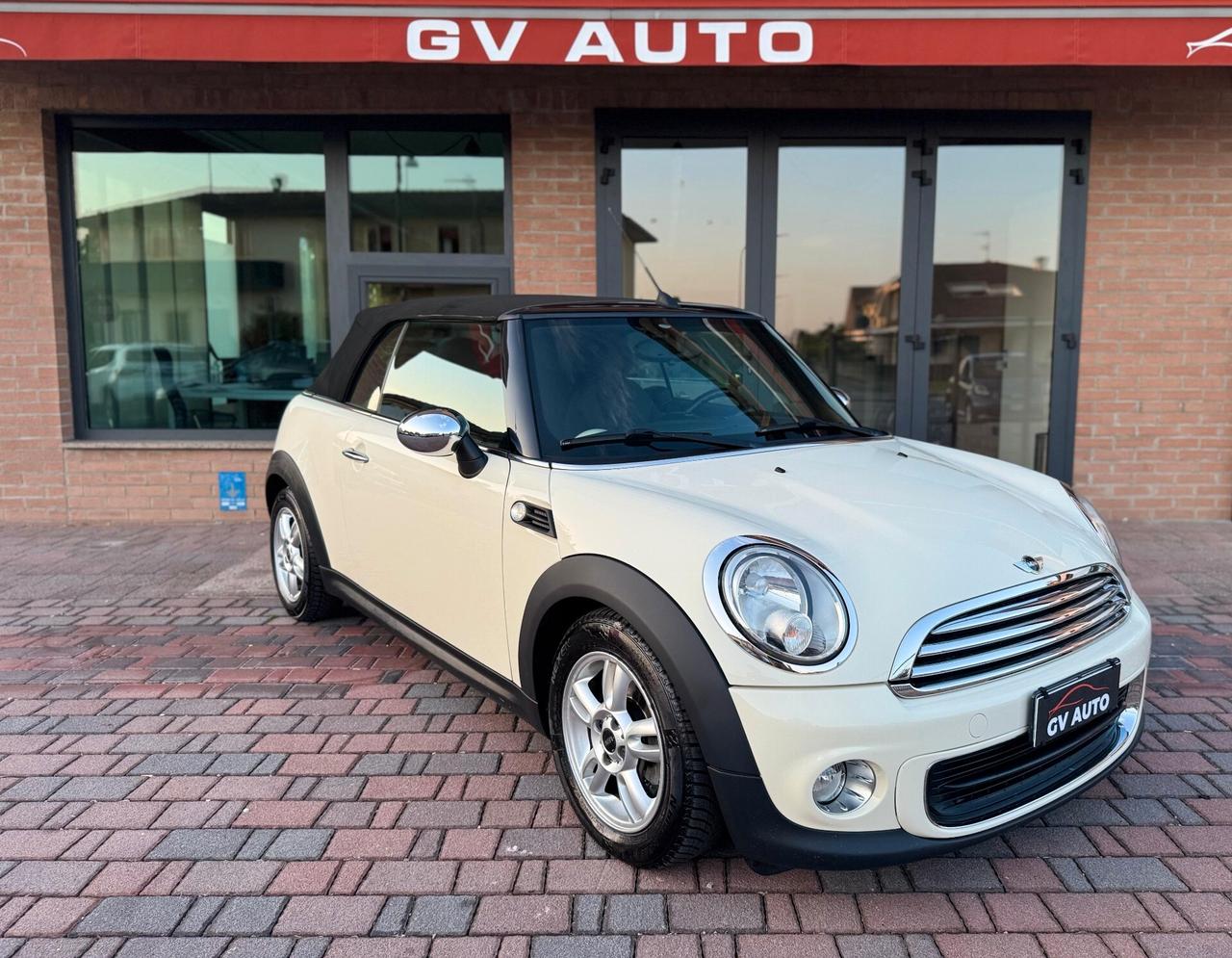 Mini 1.6 One Cabrio