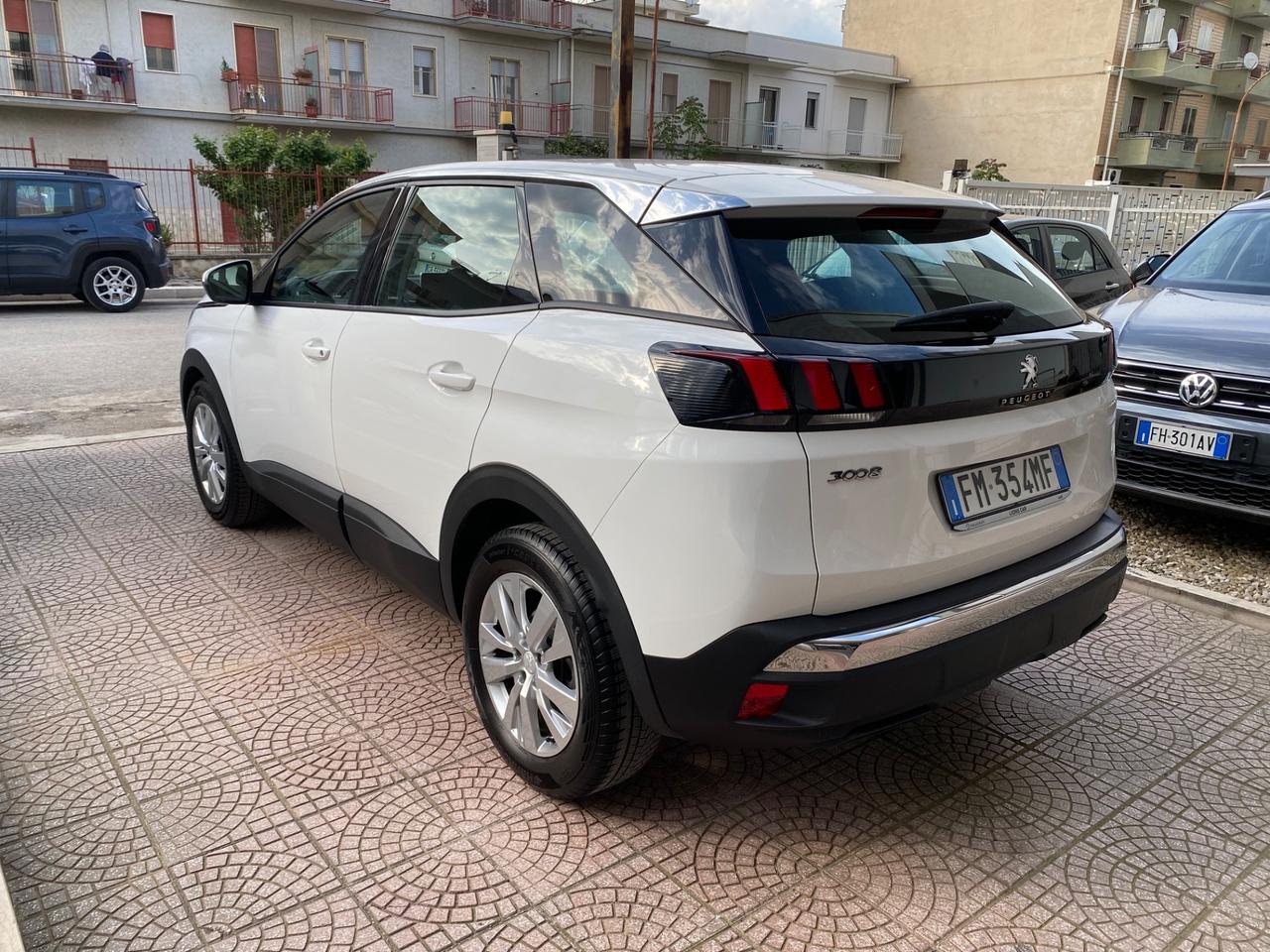 Peugeot 3008 BlueHDi 120 S&S Active