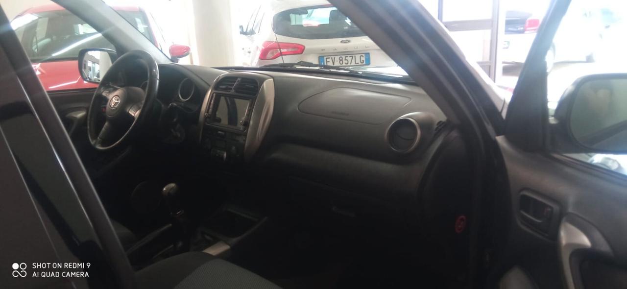 TOYOTA RAV 4 4X4 D4D SOL 116 CV 5 PORTE