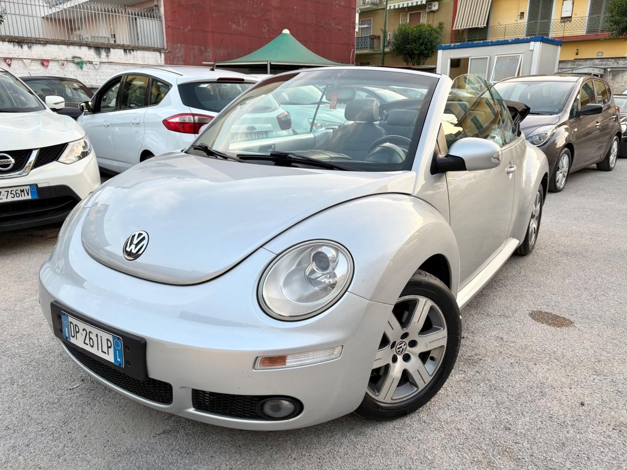 Volkswagen New Beetle 1.6 GPL cabrio