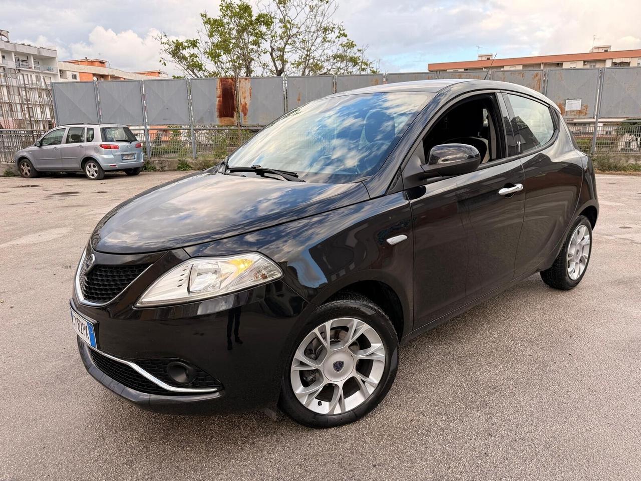 Lancia Ypsilon 1.3 MJT 16V 95 CV 5 porte S&S Platinum