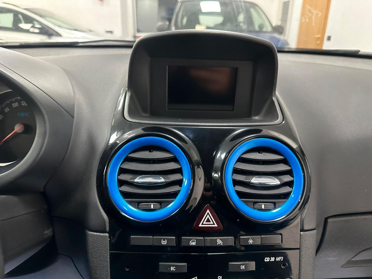 Opel Corsa 1.6 T 192CV 3 porte OPC