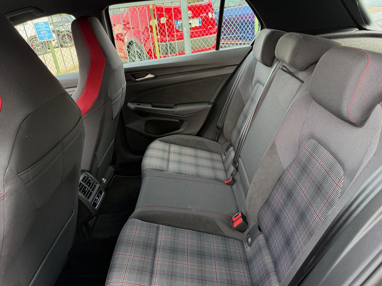 Volkswagen Golf 2.0 tsi GTI 245cv dsg