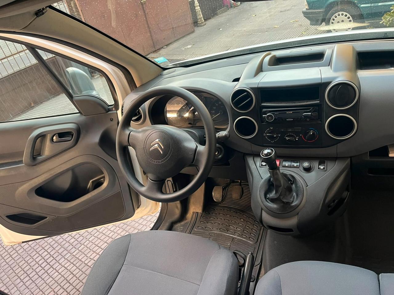 Citroen Berlingo 1.6 HDi 75 Van 3 posti Club L1