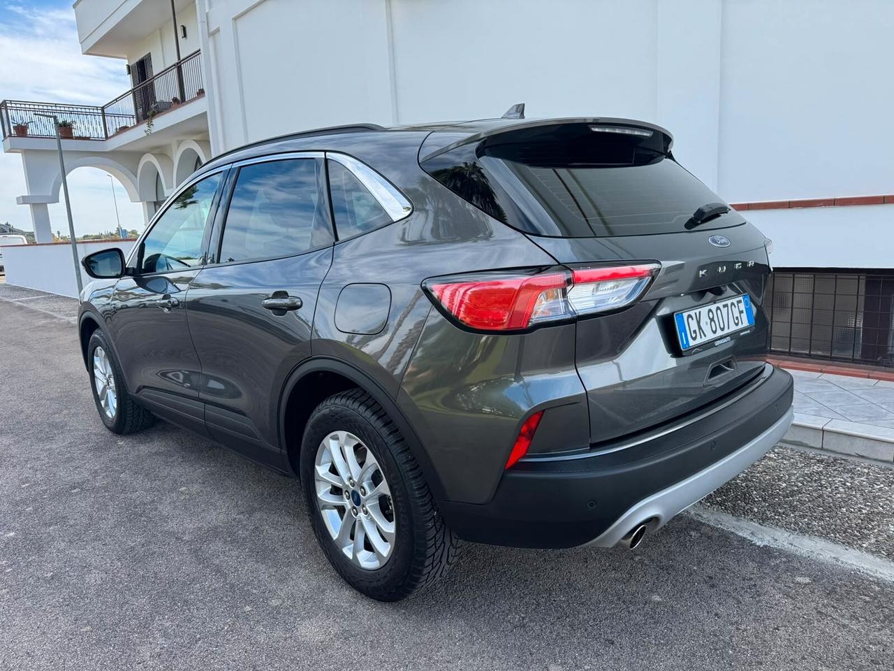 Ford Kuga 1.5TDCI Titanium AUTOCARRO N1