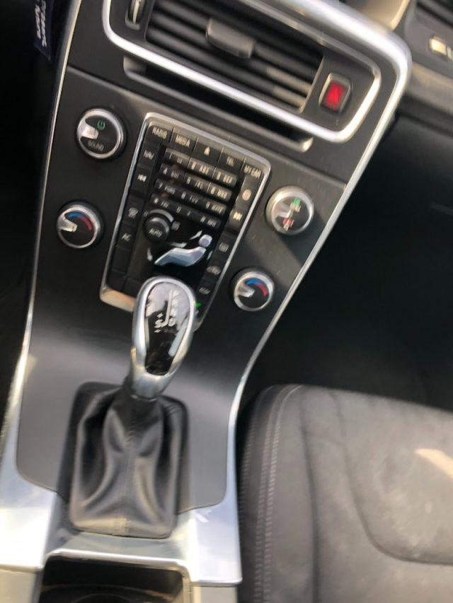 VOLVO V60 D3 Business
