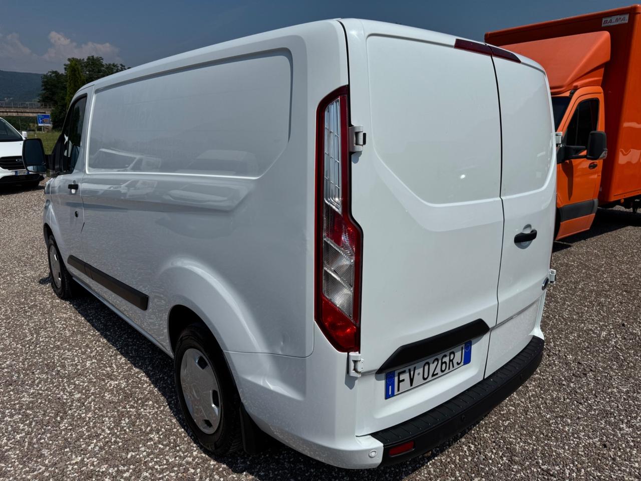 Ford Tourneo Custom AUTOCARRO