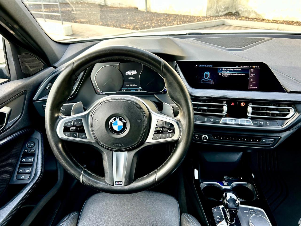 Bmw 118 118d 5p. Msport