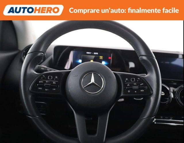 MERCEDES-BENZ GLA 180 Automatic Business