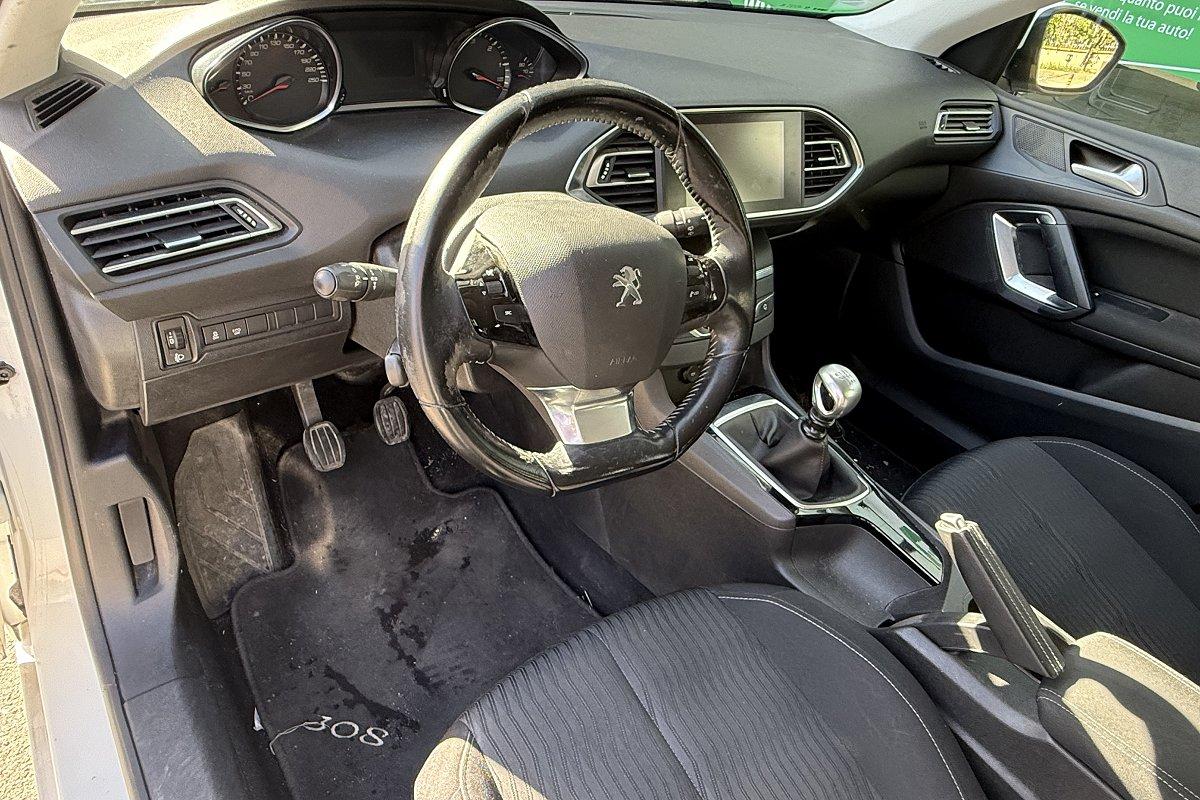 PEUGEOT 308 BlueHDi 120 S&S Business