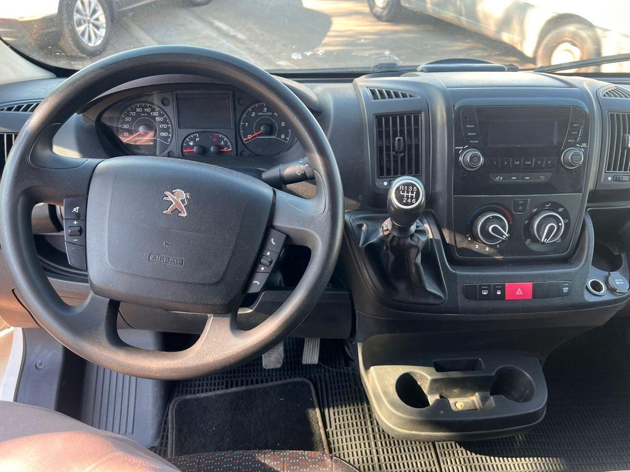 Peugeot Boxer 328 2.2 BlueHDi 120 S&S PC-TN Furgone