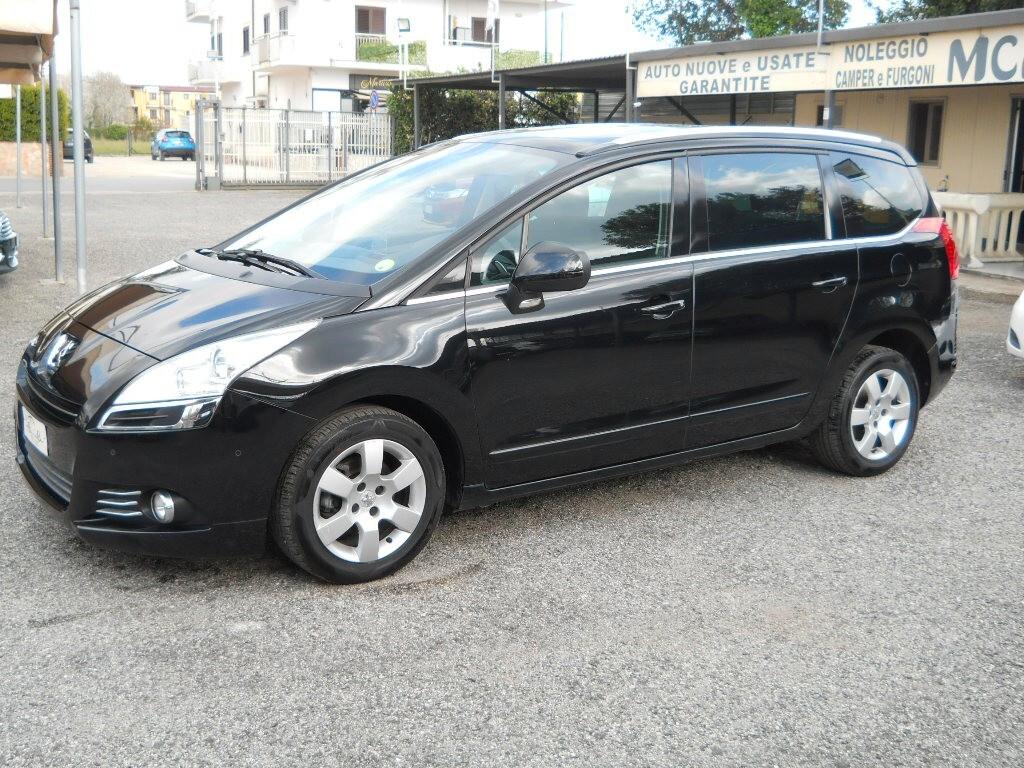 Peugeot 5008 1.6 HDi 115CV Allure