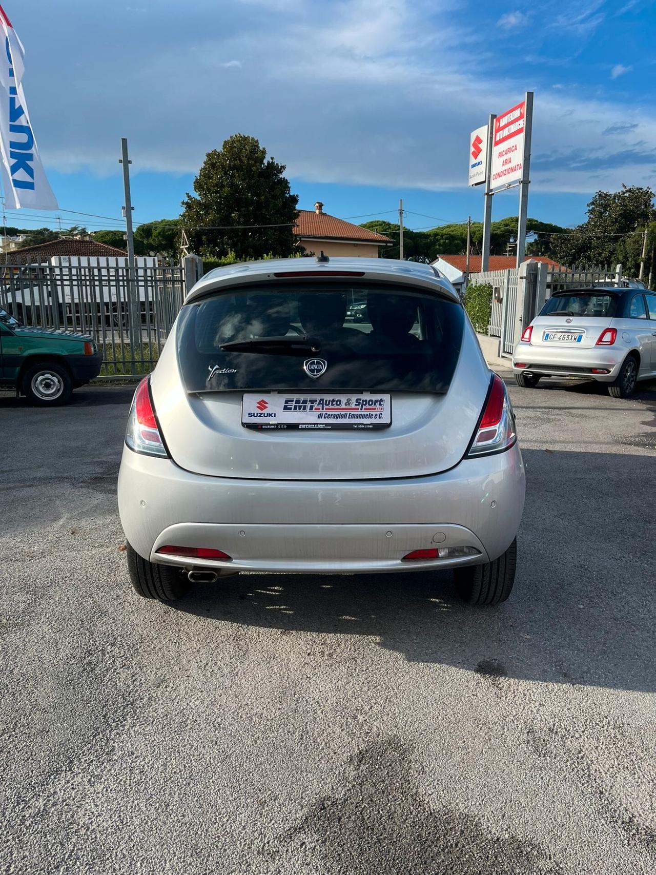 Lancia Ypsilon 1.2 69 CV 5 porte S&S Elefantino Blu