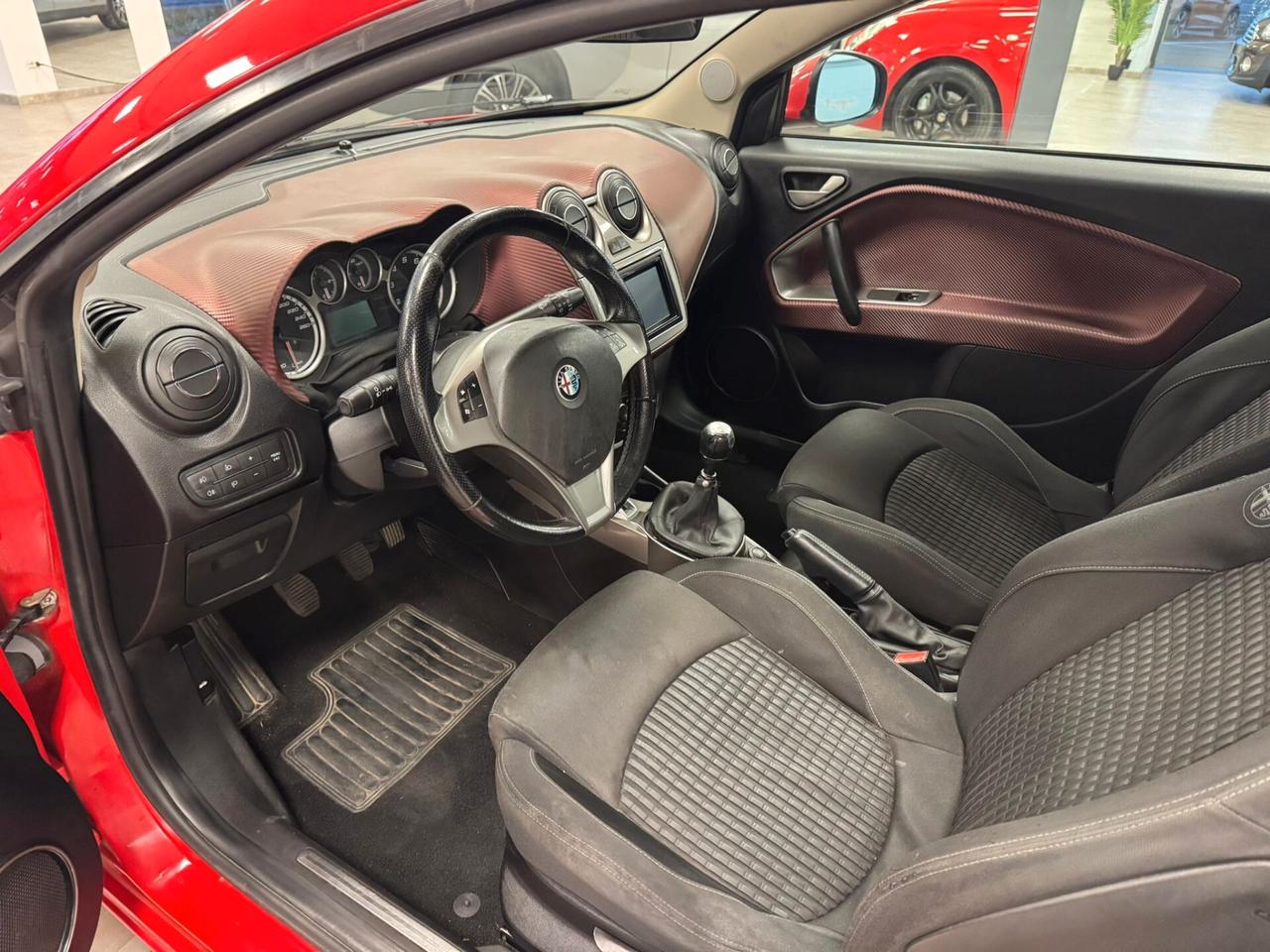 Alfa Romeo MiTo 1.4 T 155 CV Distinctive Sport Pack