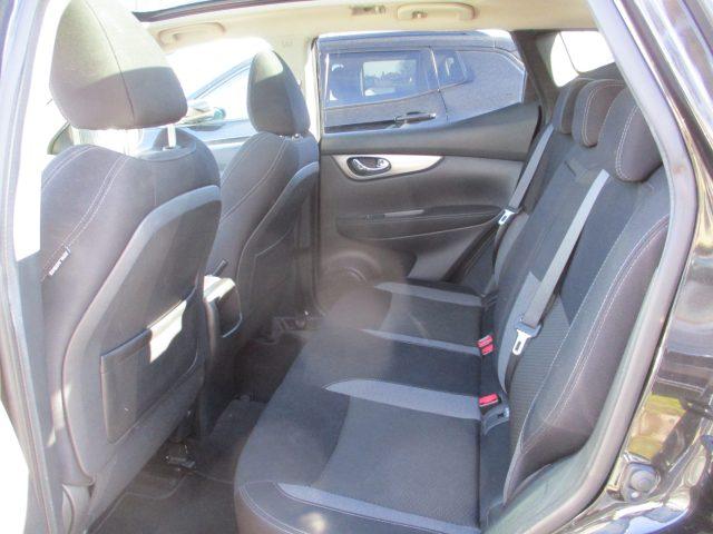 NISSAN Qashqai 1.5 dCi N-Connecta TETTO/Navi/360
