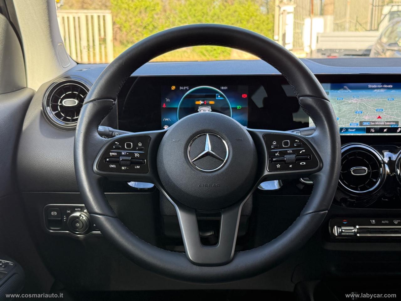 MERCEDES-BENZ GLA 200 d Automatic Business
