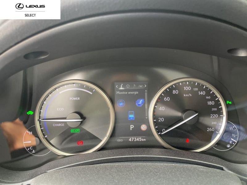 Lexus NX 300H 2.5 PREMIUM 4WD CVT