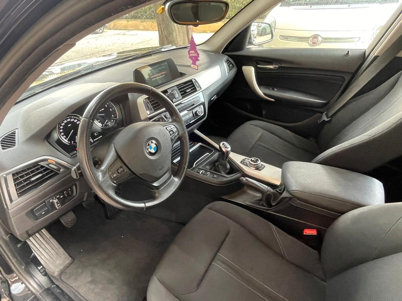 Bmw 116 116d 5p. Urban