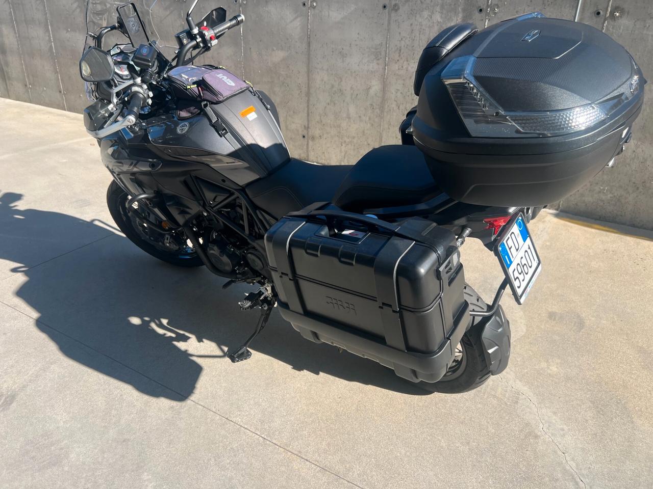 Benelli TRK 502x solo 13.973 km