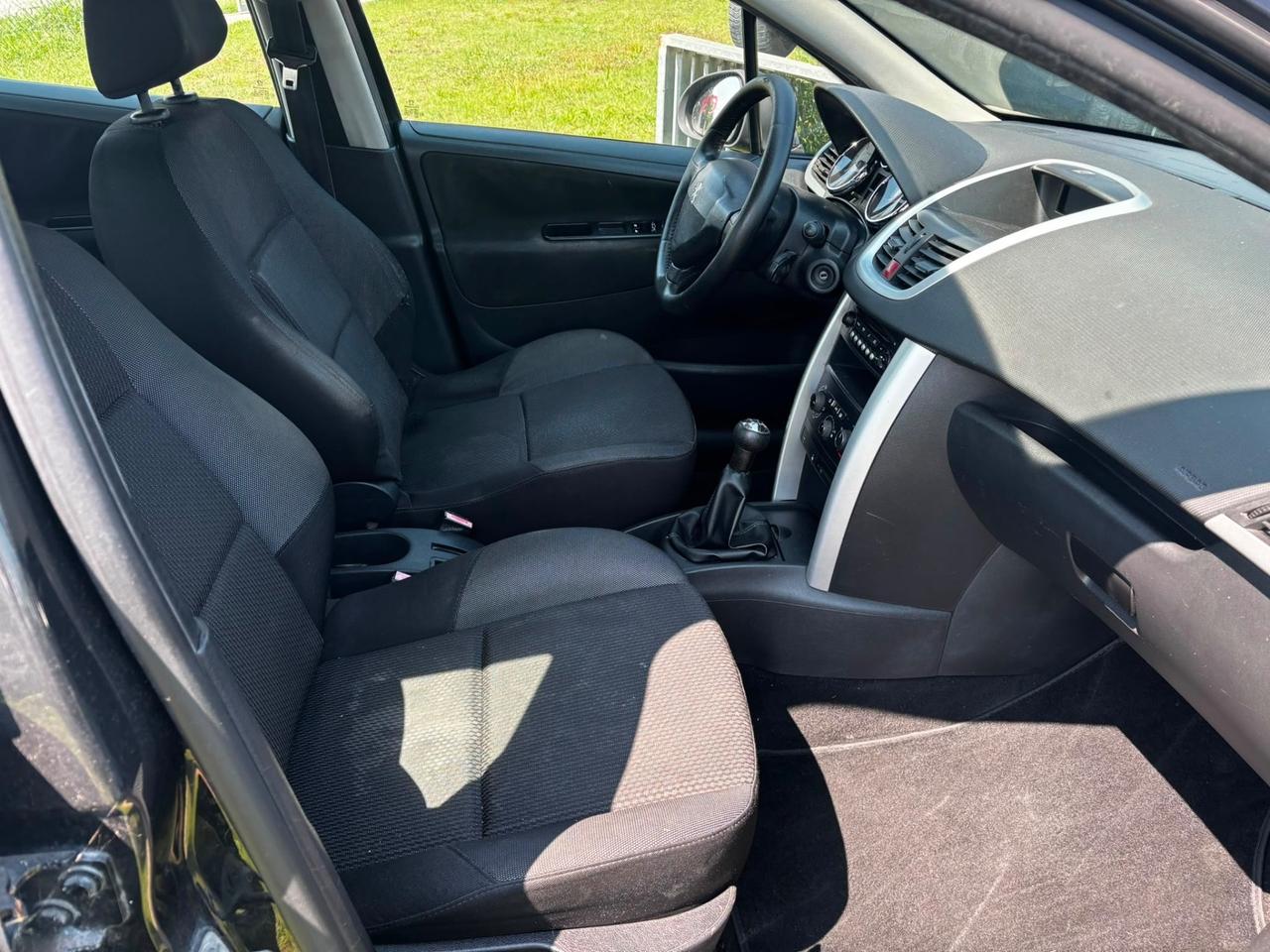 Peugeot 207 1.4 HDi 70CV 5p. Energie IDONEA PER NEOPATENTATI PERMUTABILE