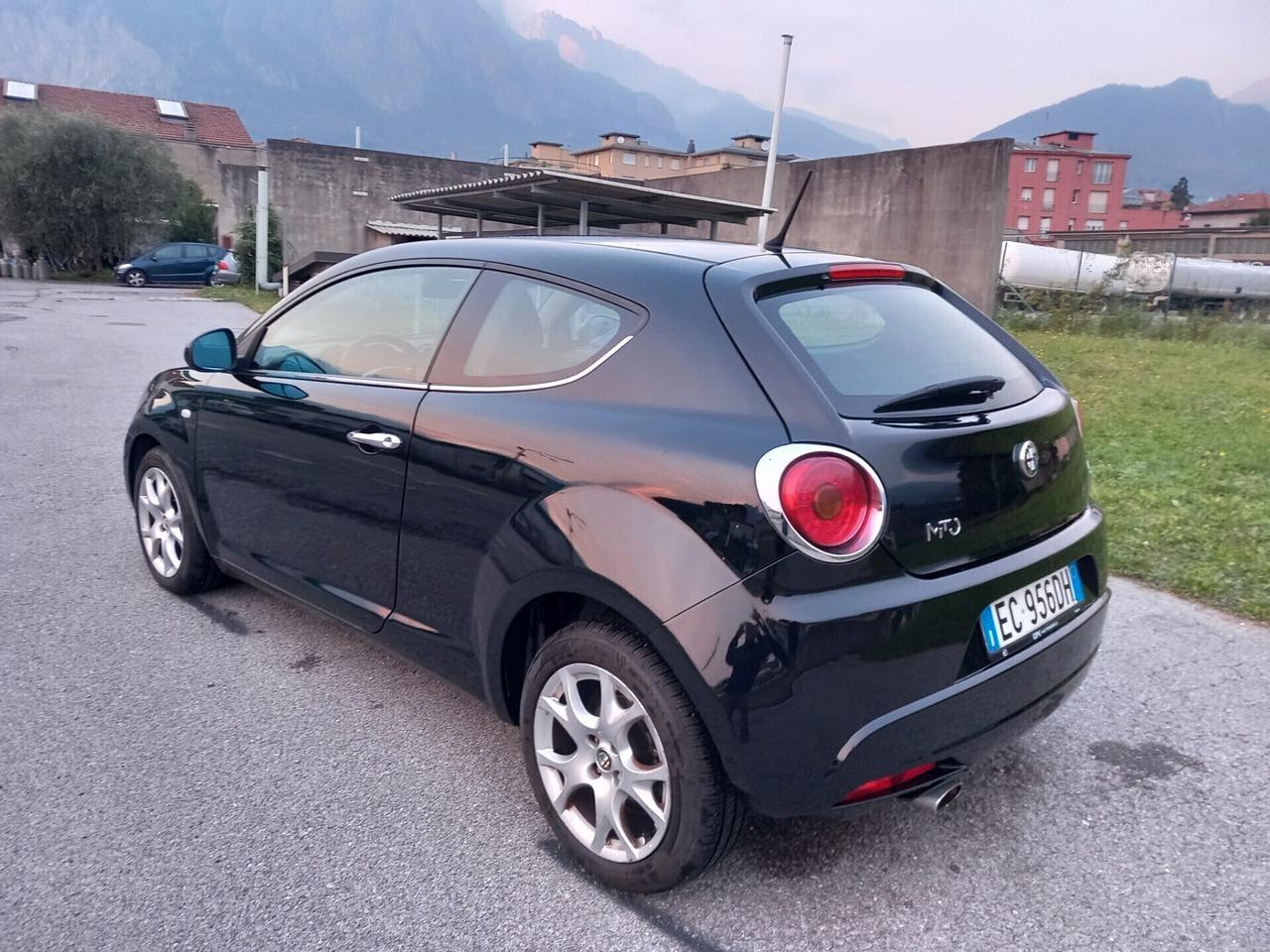 Alfa Romeo MiTo 1.4 78 CV Distinctive Sport Pack
