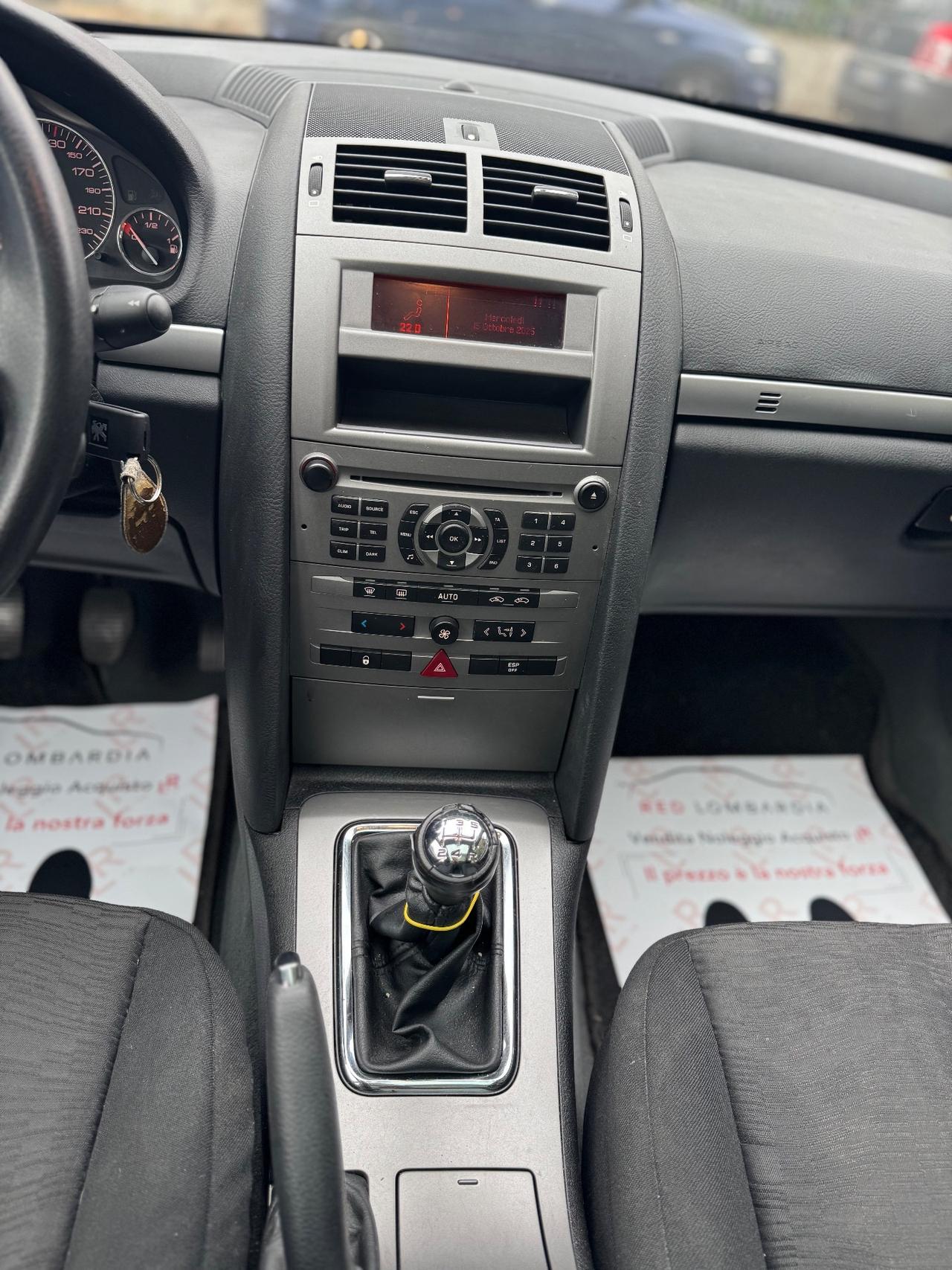 Peugeot 407 1.8 Confort
