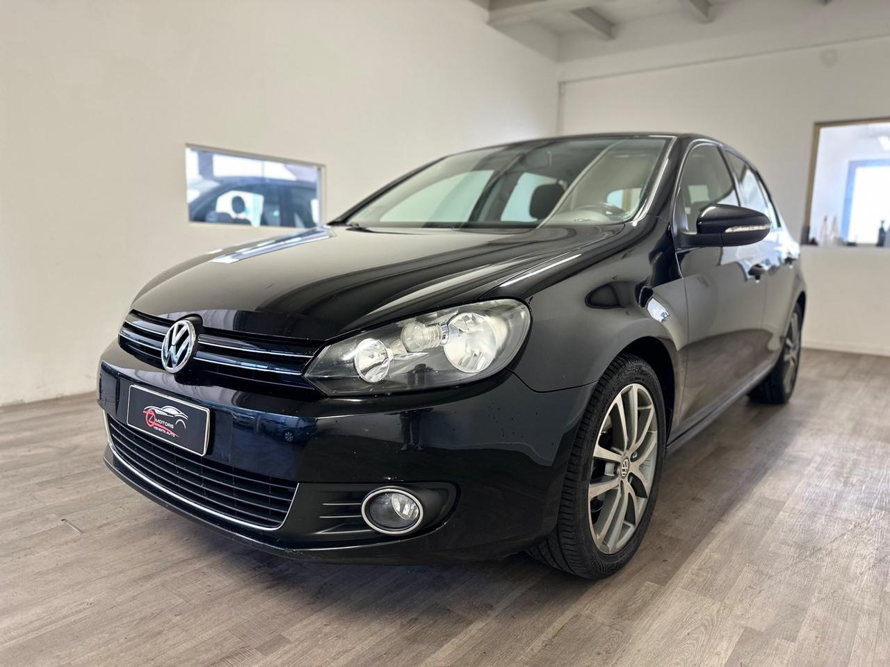 Volkswagen Golf 2.0 TDI 140CV DPF DSG 5p. Highline NEOPATENTATI