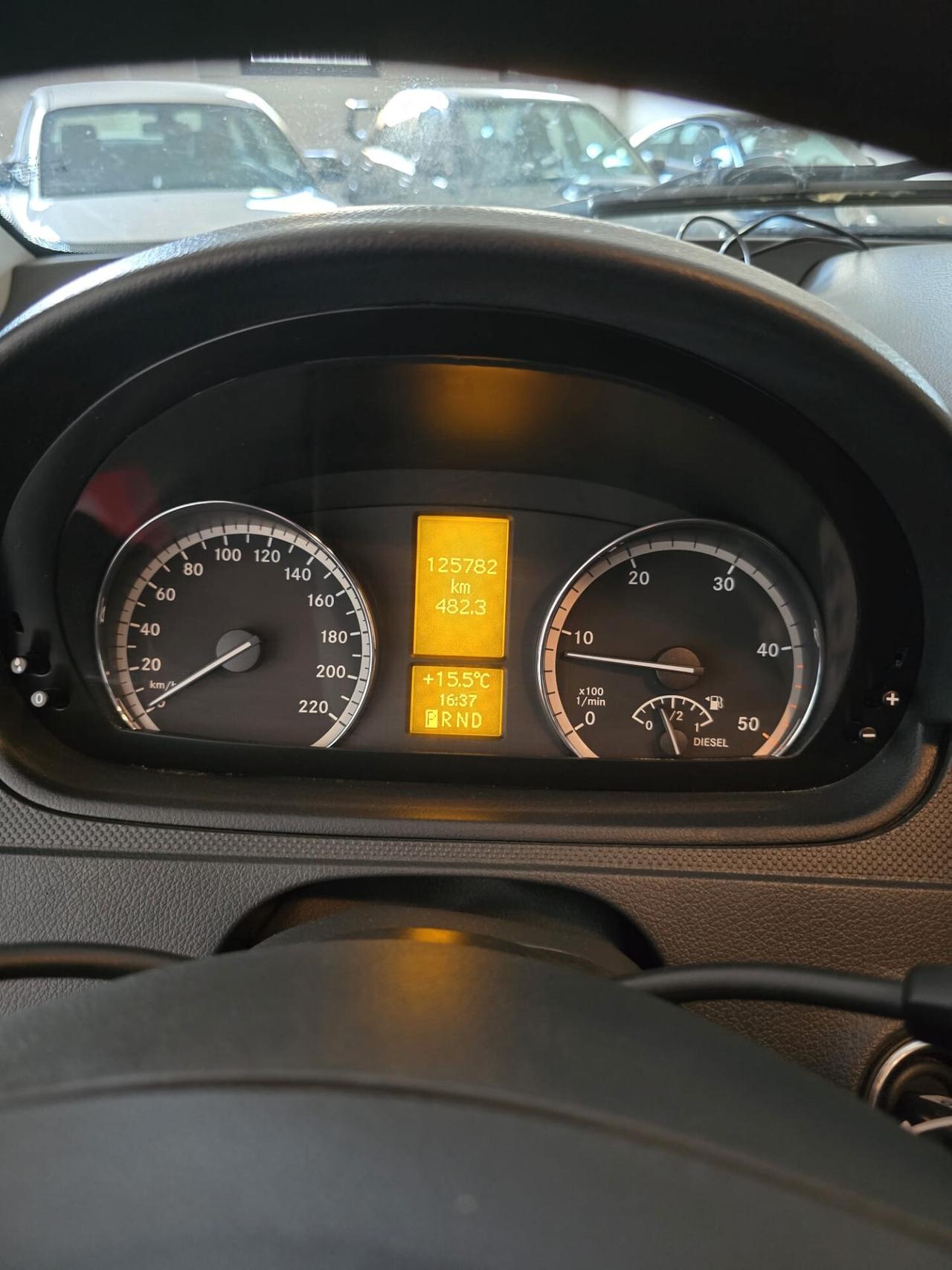Mercedes-benz Vito 2.2 113 CDI 4x4 Long 8 POSTI