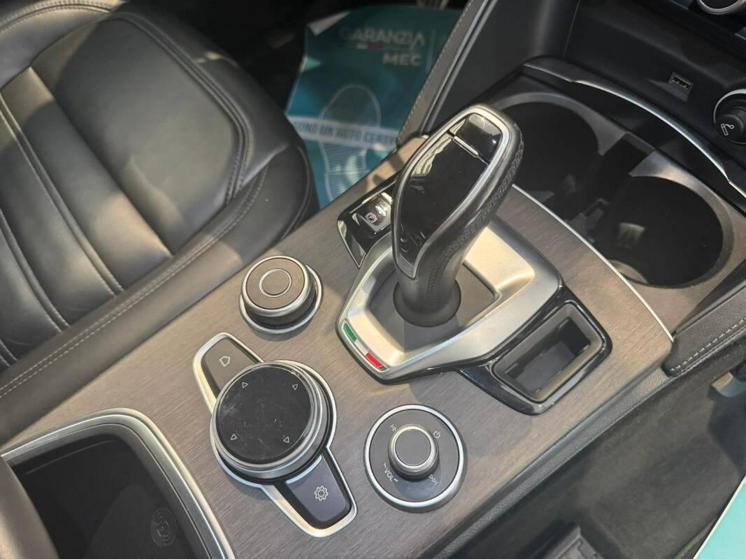 Alfa Romeo Stelvio 2.2 t Veloce Ti Q4 210cv auto