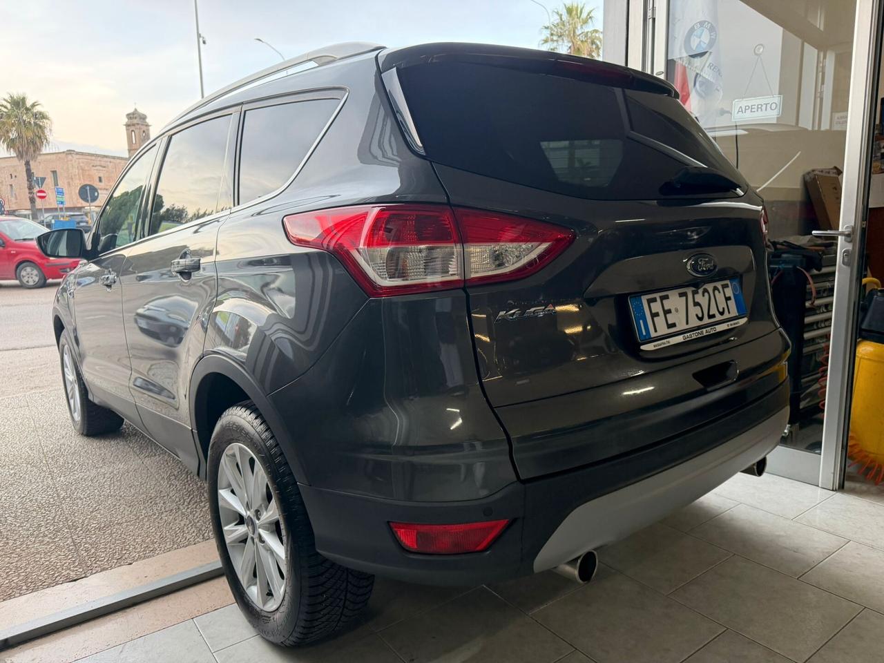Ford Kuga TDCI 120 CV Titanium