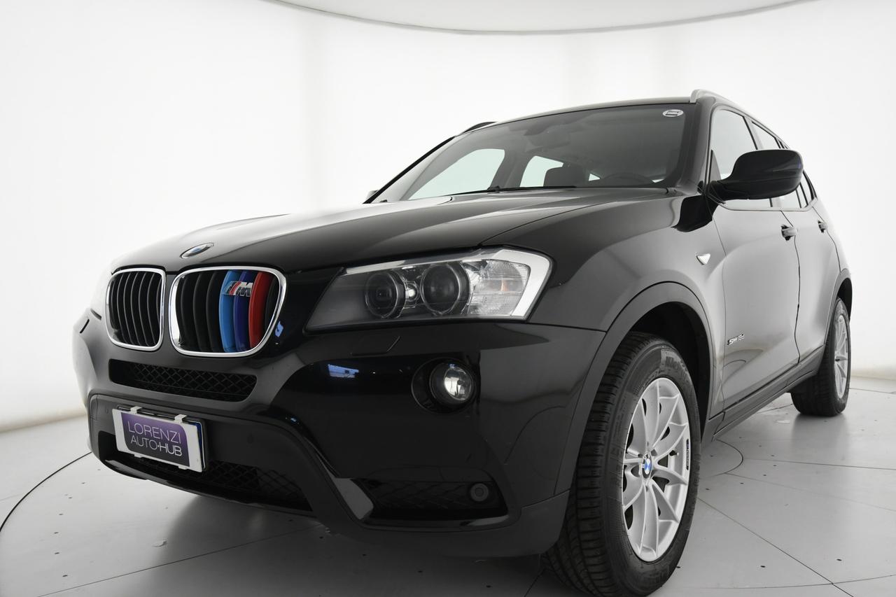 BMW X3 sdrive18d Business auto COMMERCIANTI+C17"