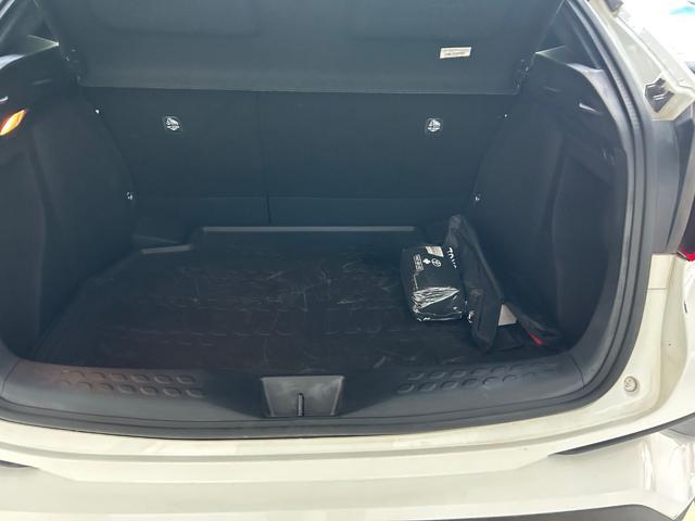 TOYOTA C-HR 1.8 Hybrid E-CVT Active