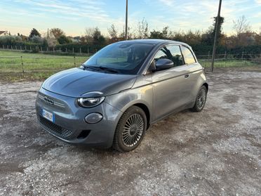Fiat 500e Berlina 42 kWh