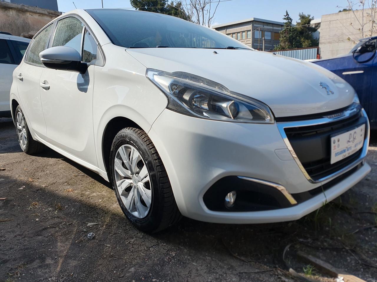 Peugeot 208 BlueHDi 75 5 porte Allure anno 2017