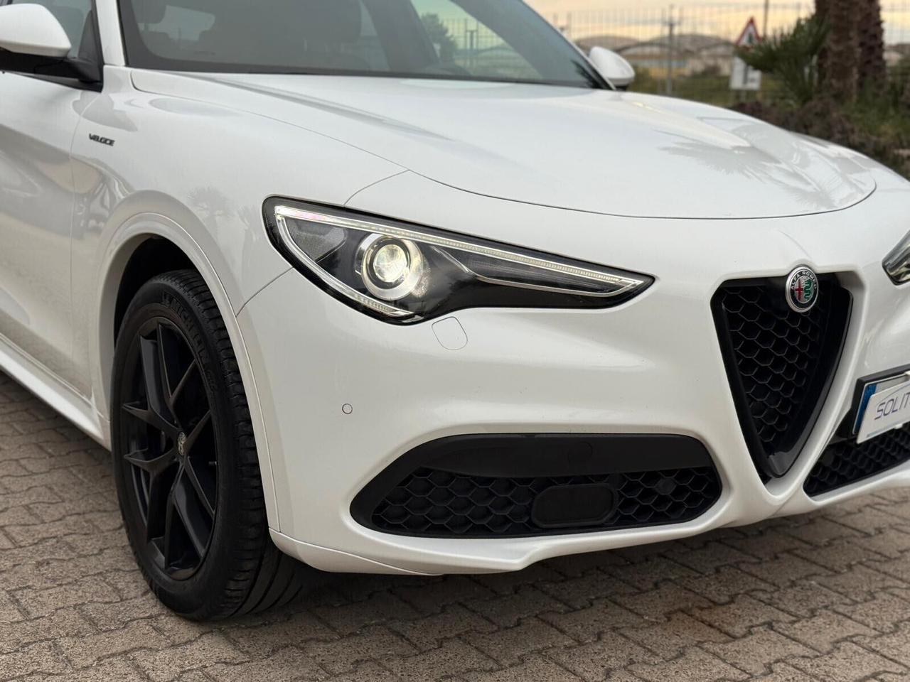Alfa Stelvio 2.2 Td 210 CV AT8 Q4 Veloce New Model