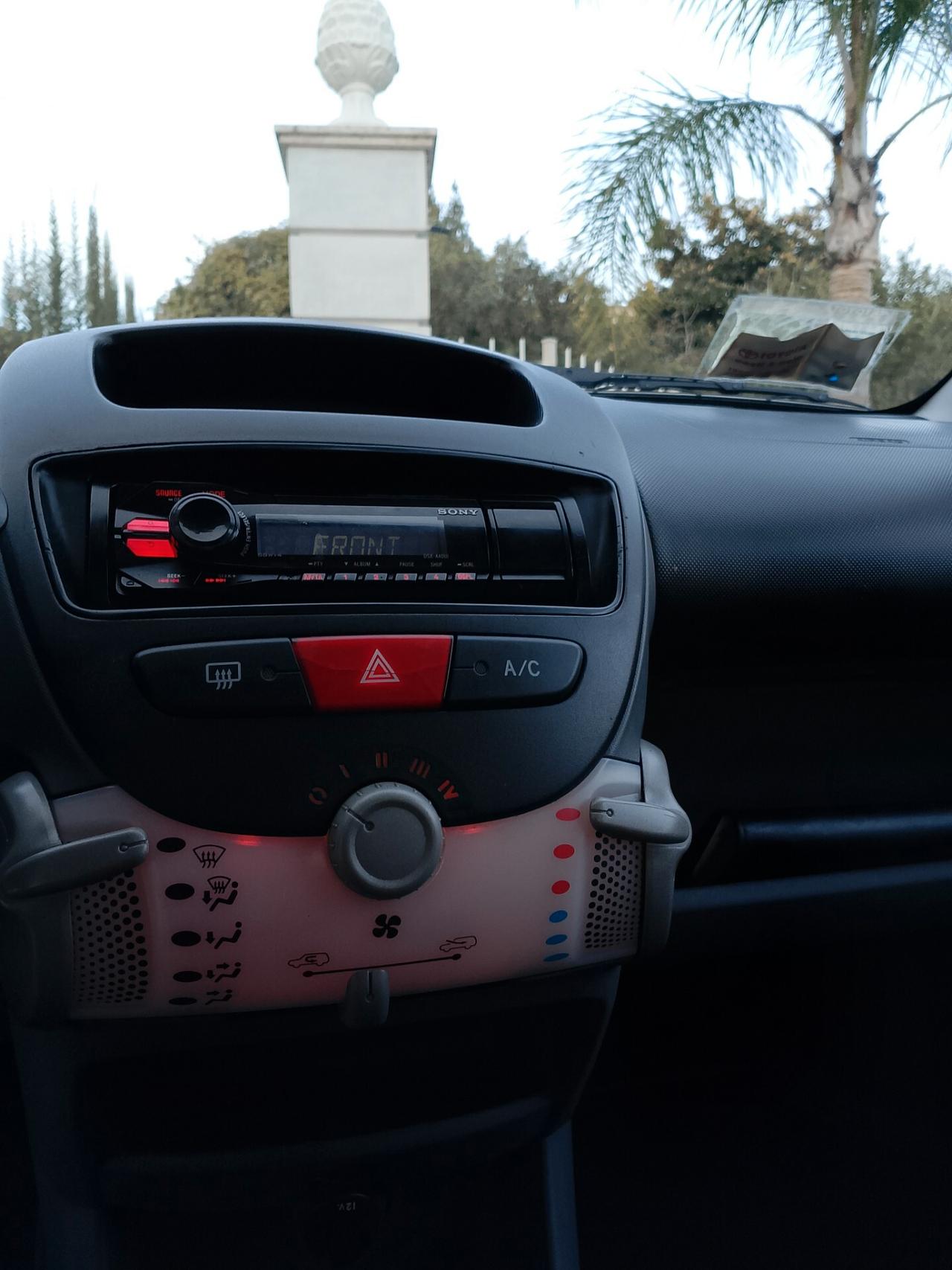 Toyota Aygo 1.0 12V VVT-i 5 porte