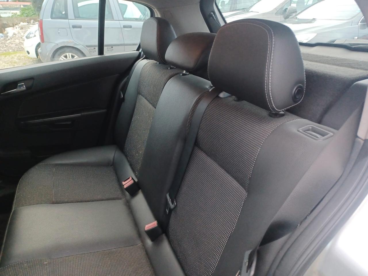 Opel Astra 1.7 CDTI 125CV 5 porte Cosmo