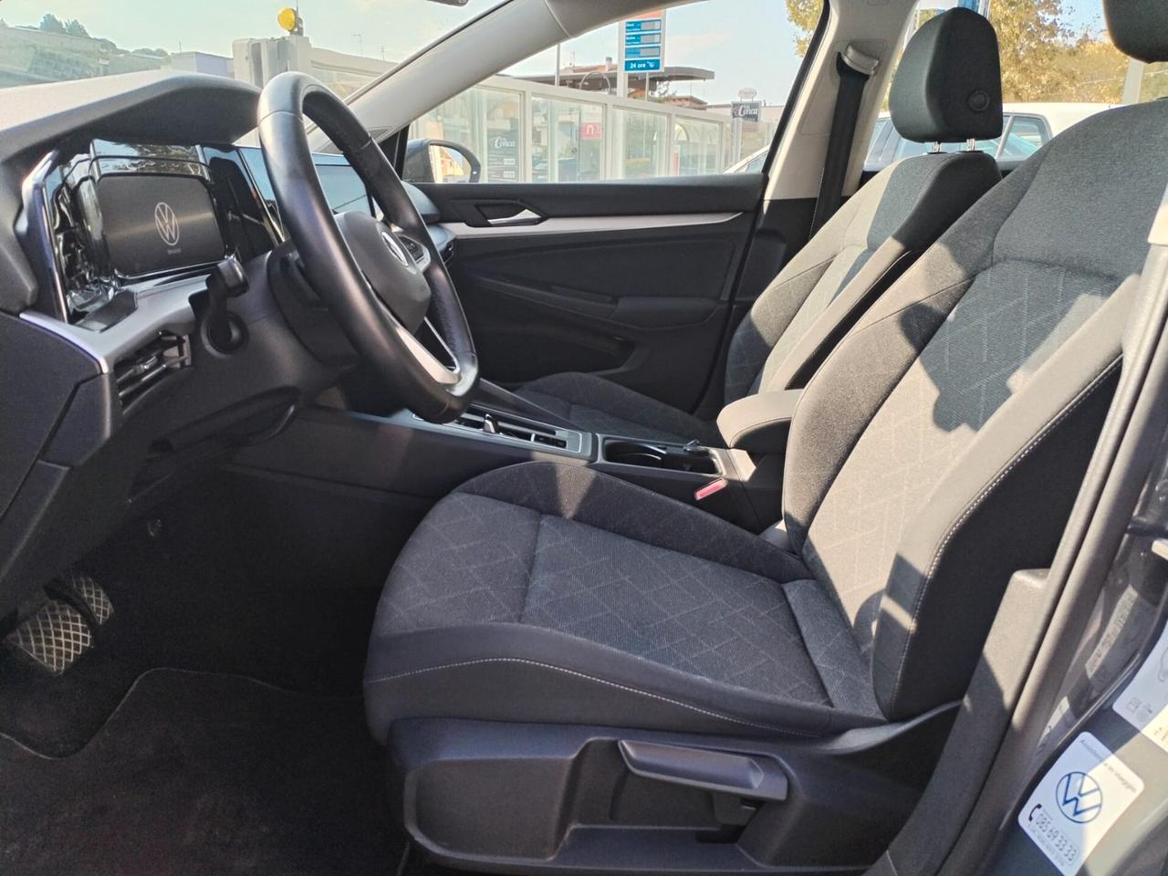Volkswagen Golf 1.0 eTSI EVO DSG Life