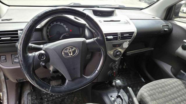 TOYOTA iQ 1.0 Sol