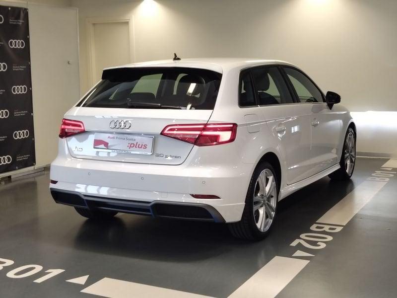 Audi A3 A3 Sportback 30 1.5 g-tron Admired 131cv s-tronic