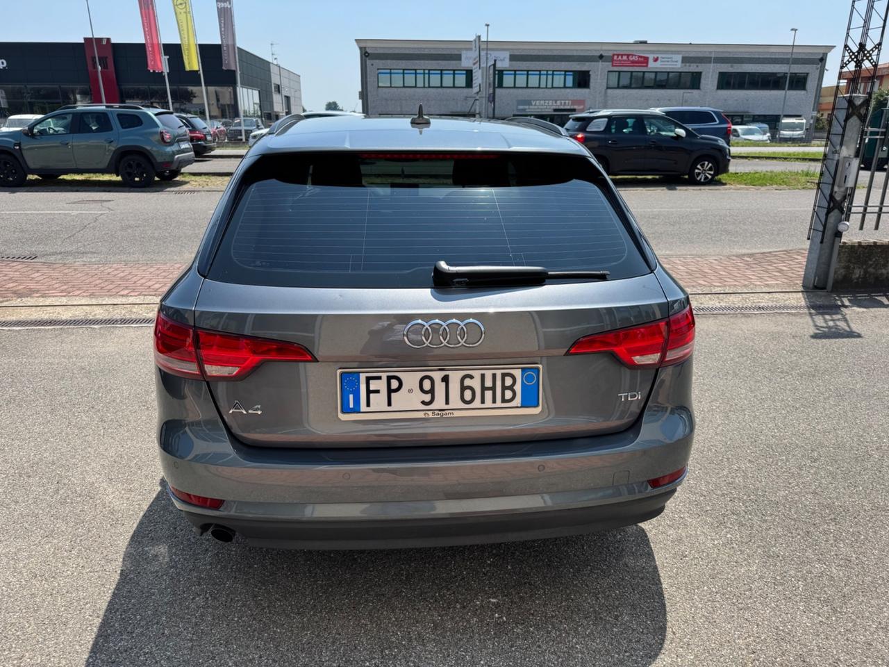 Audi A4 Avant 2.0 TDI 150 CV ultra Business Sport. Euro 6B