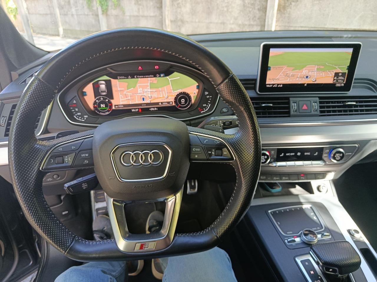 Audi Q5 S Line Plus 2.0 40 TDI #10559