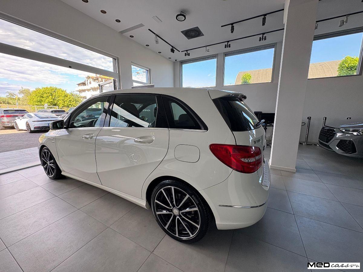 MERCEDES - Classe B - 180 CDI Premium