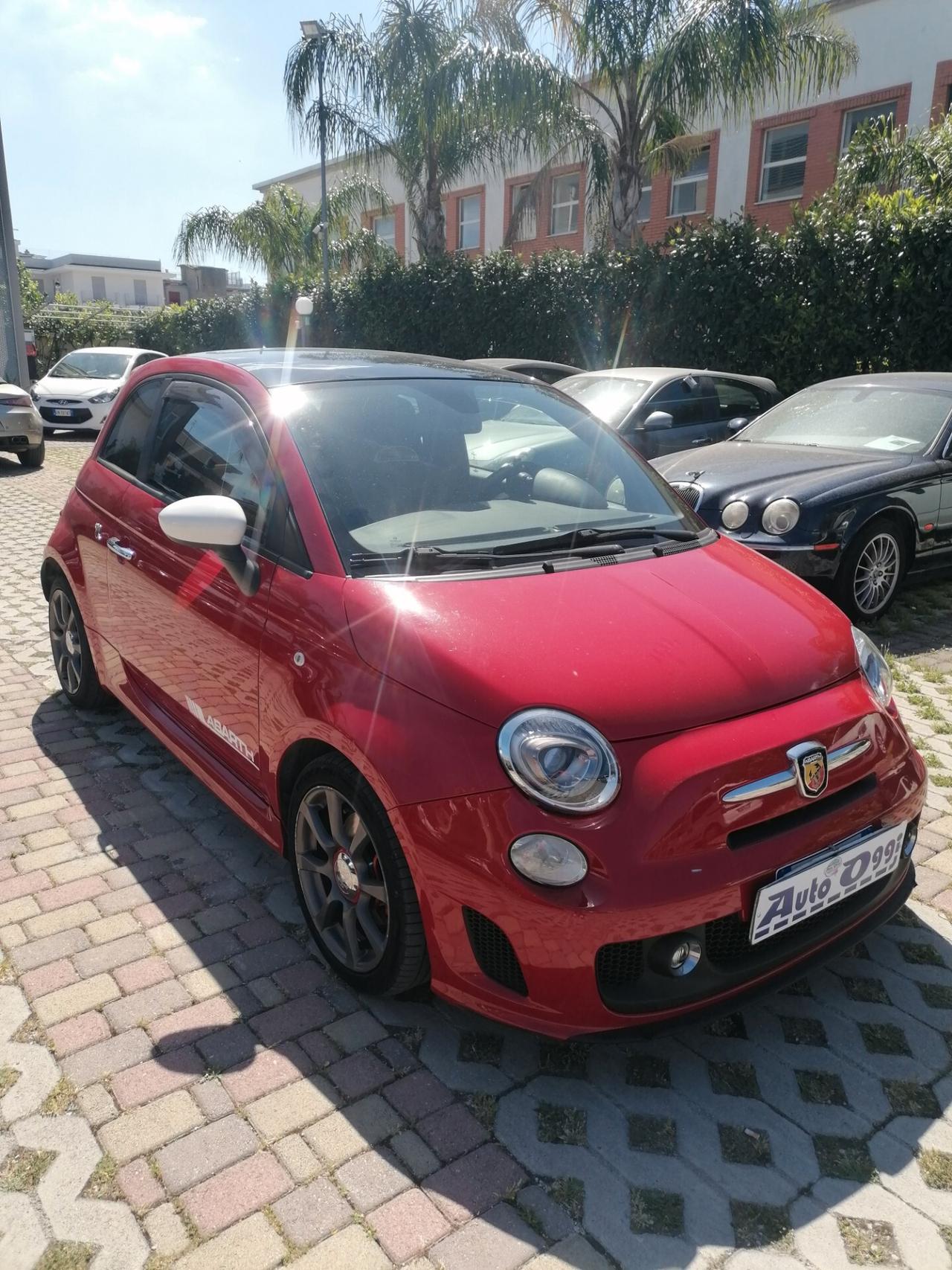 Abarth 500 1.4 Turbo T-Jet Custom