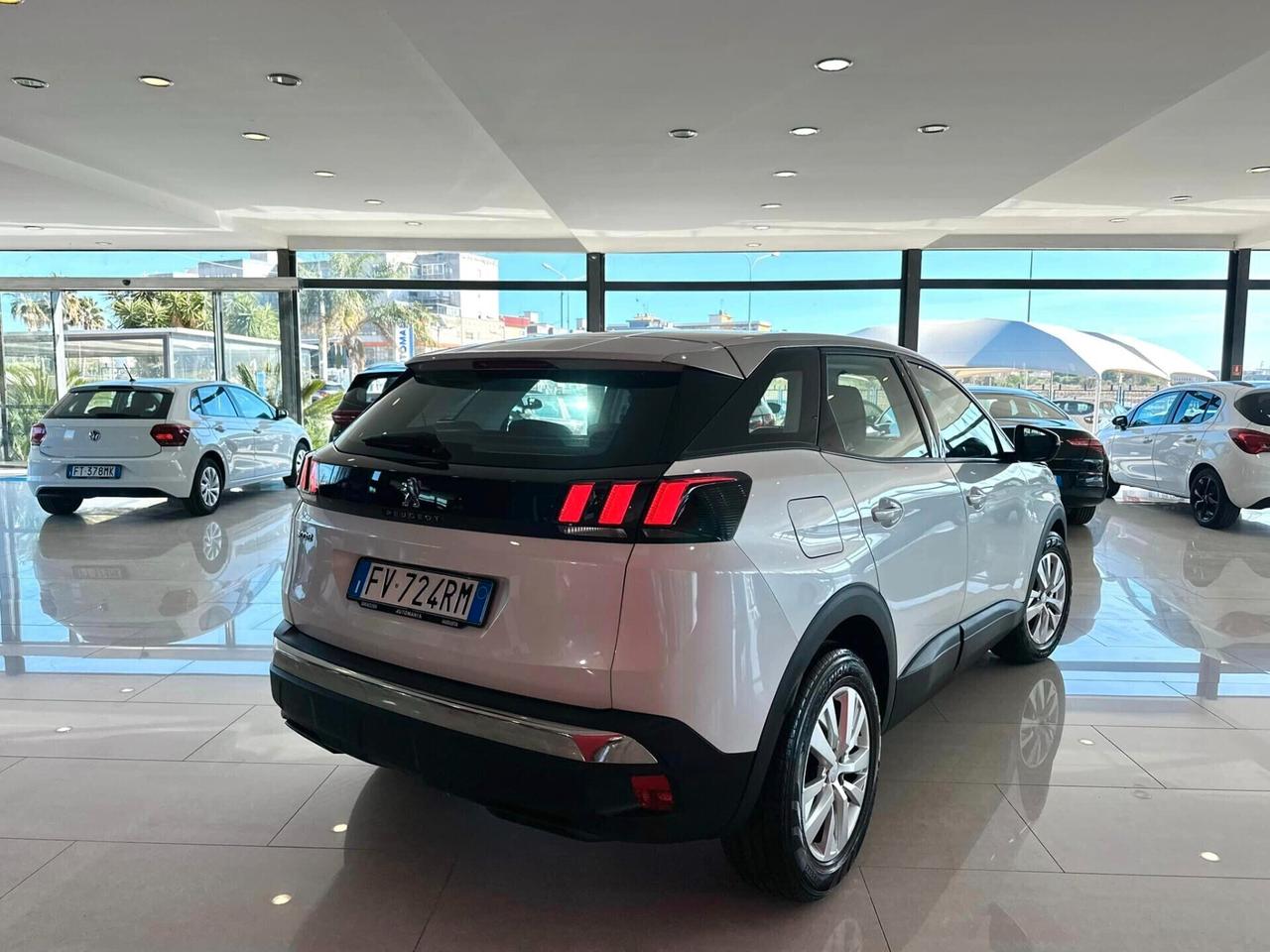 PEUGEOT 3008 1.5 BlueHDi ALLURE 130cv