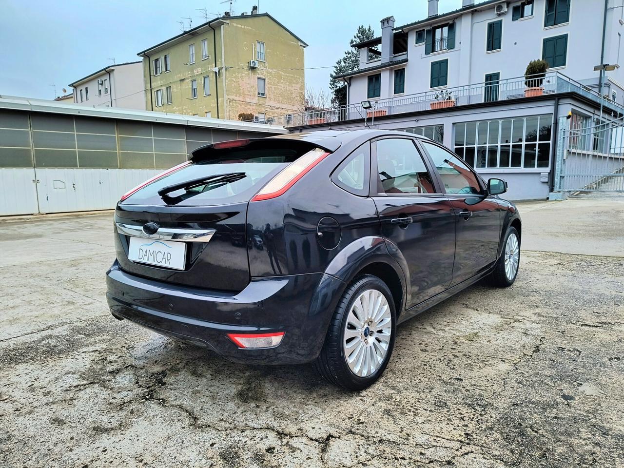 Ford Focus 1.6 Ti-VCT 5p. Benzina
