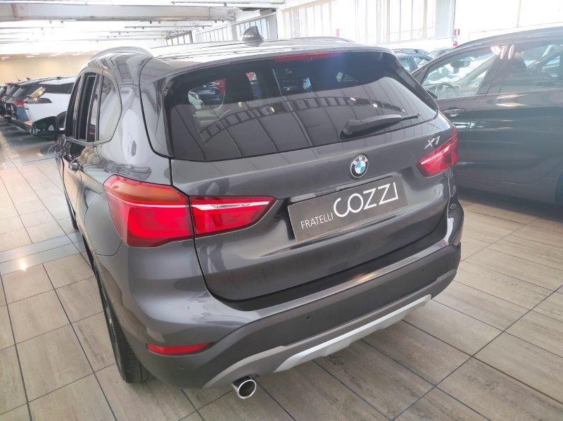 BMW X1 (F48) - X1 xDrive18d xLine