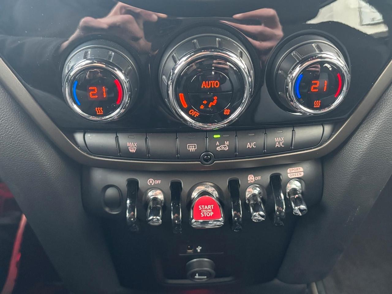 Mini Cooper D Countryman 2.0 Business Automatica